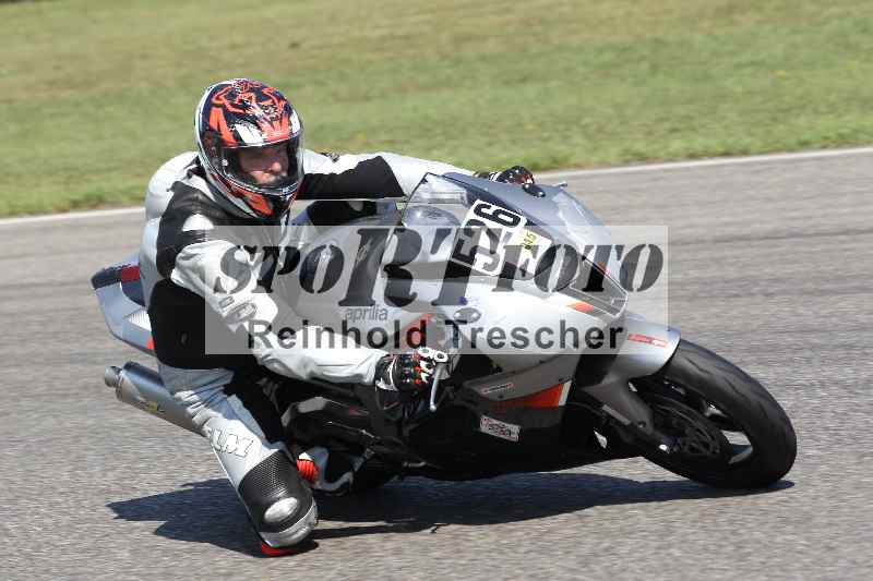 Archiv-2025/44 09.08.2025 Plüss Moto Sport ADR/Freies Fahren/526